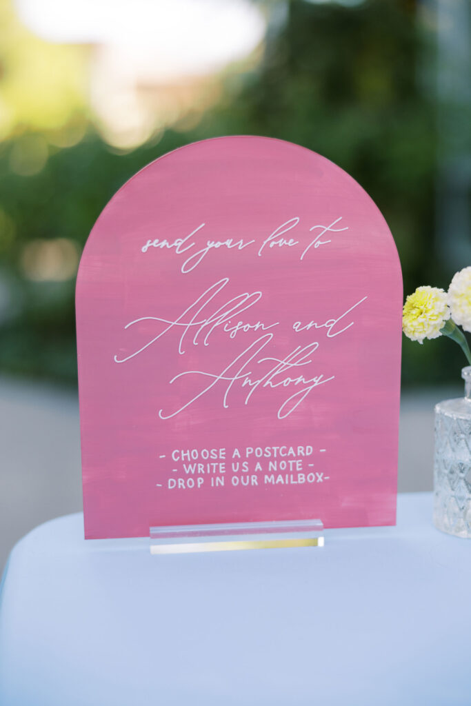 No matter what package you choose with Ruby Jane Events as your wedding planner we will collaborate to make your dream vision come true. Team partner wedding planner packages#RubyJaneEvents #utahweddingplanner #weddingplanningpackages #SLCeventplanning 
